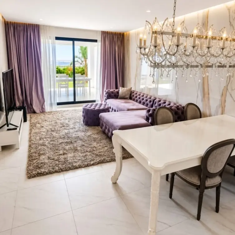 Продажа апартаментов на первом этаже в Estepona