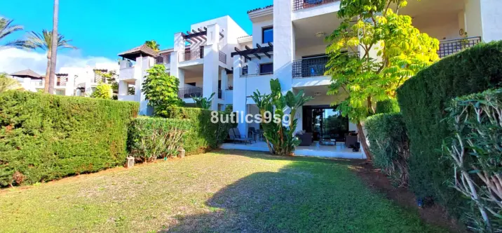 Venta de apartamento en planta baja en Benahavís 0