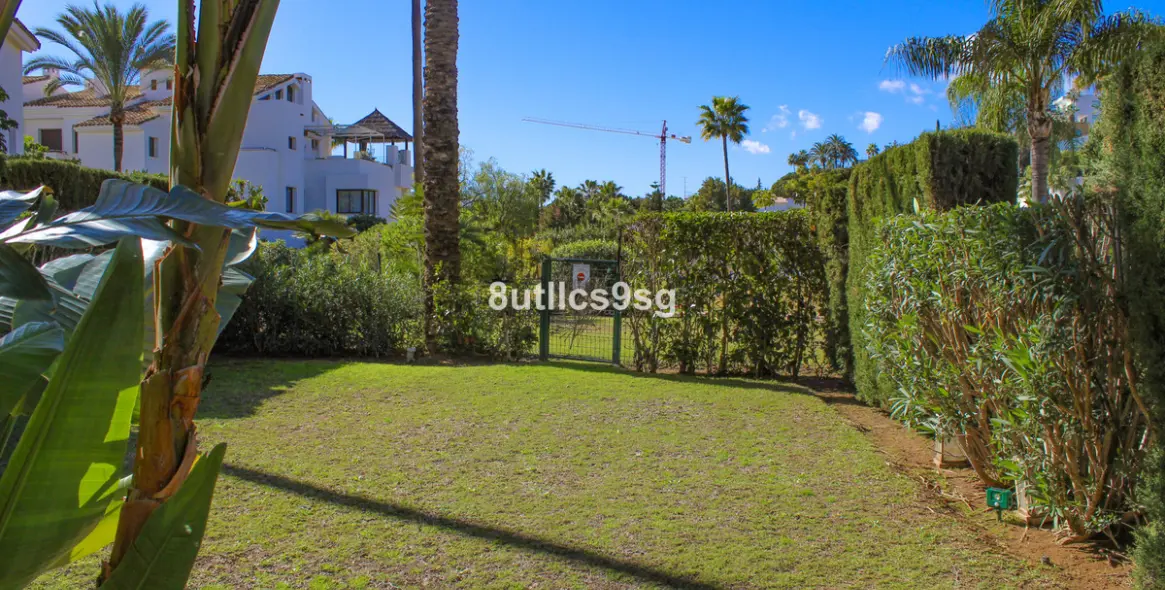 Venta de apartamento en planta baja en Benahavís 5