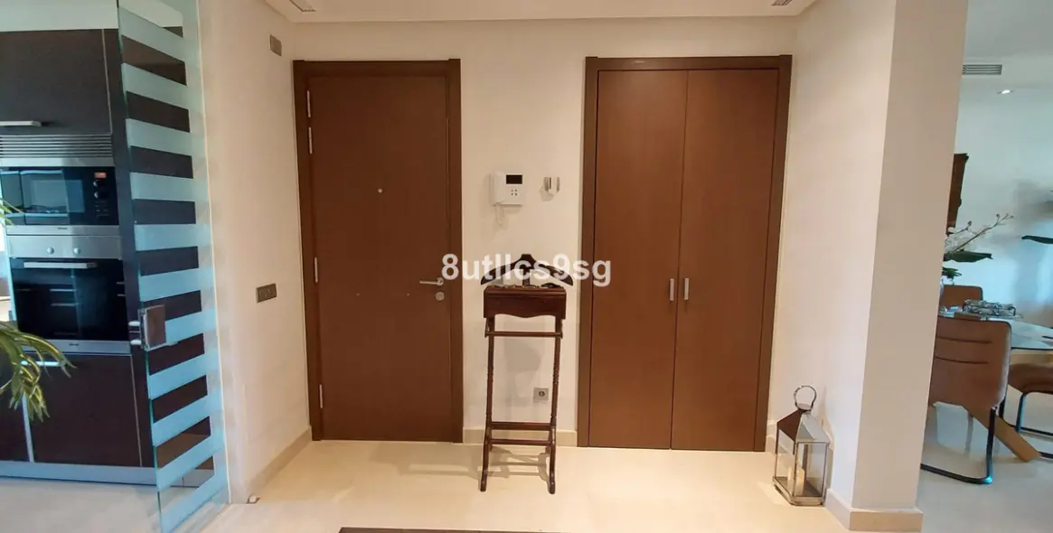 Venta de apartamento en planta baja en Benahavís 7