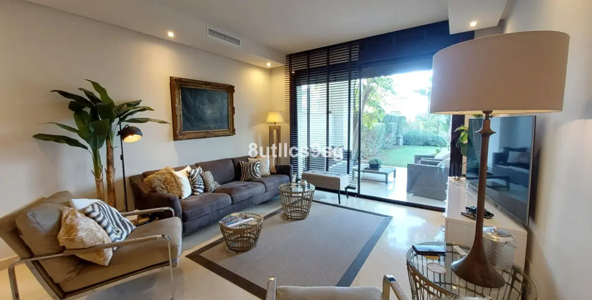 Venta de apartamento en planta baja en Benahavís 10