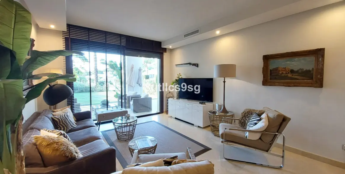 Venta de apartamento en planta baja en Benahavís 12
