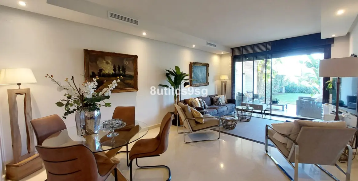 Venta de apartamento en planta baja en Benahavís 13