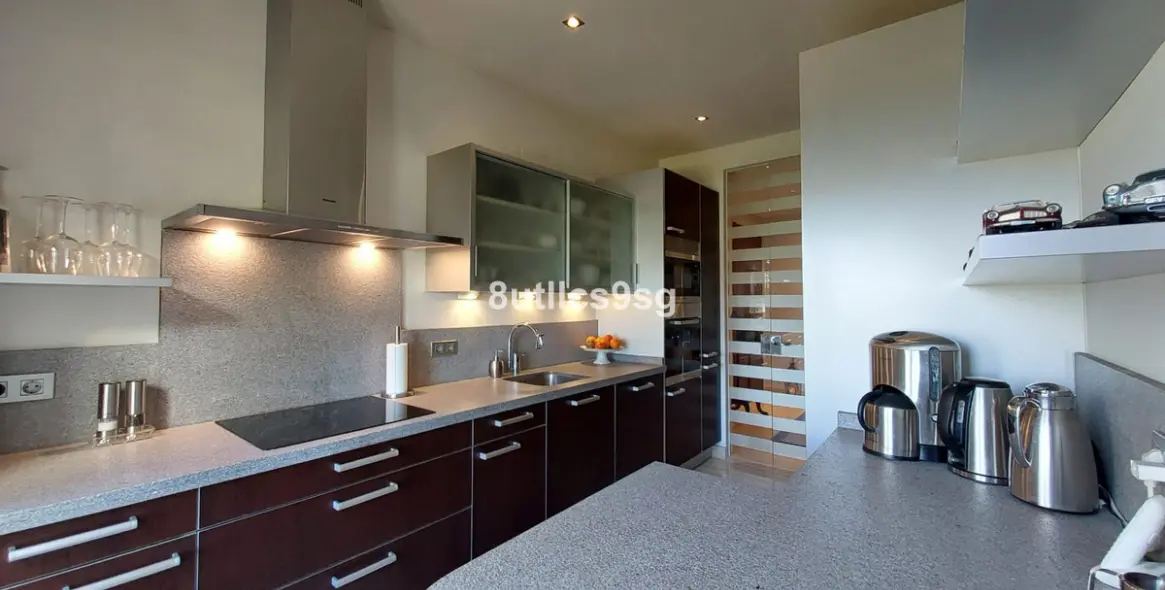 Venta de apartamento en planta baja en Benahavís 14
