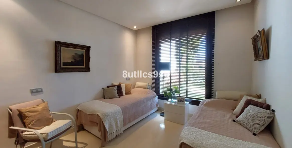 Venta de apartamento en planta baja en Benahavís 25