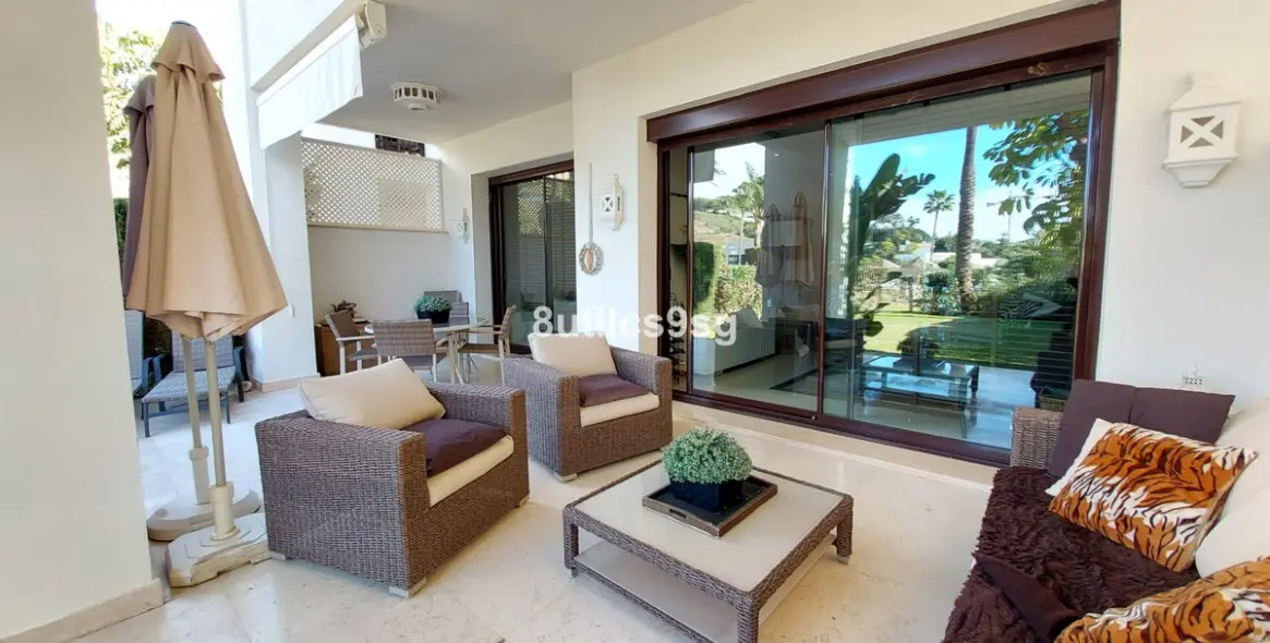 Venta de apartamento en planta baja en Benahavís 30