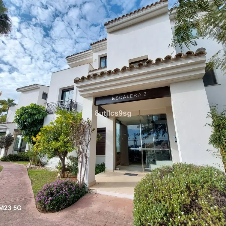 Sale of ground floor apartment in Benahavís