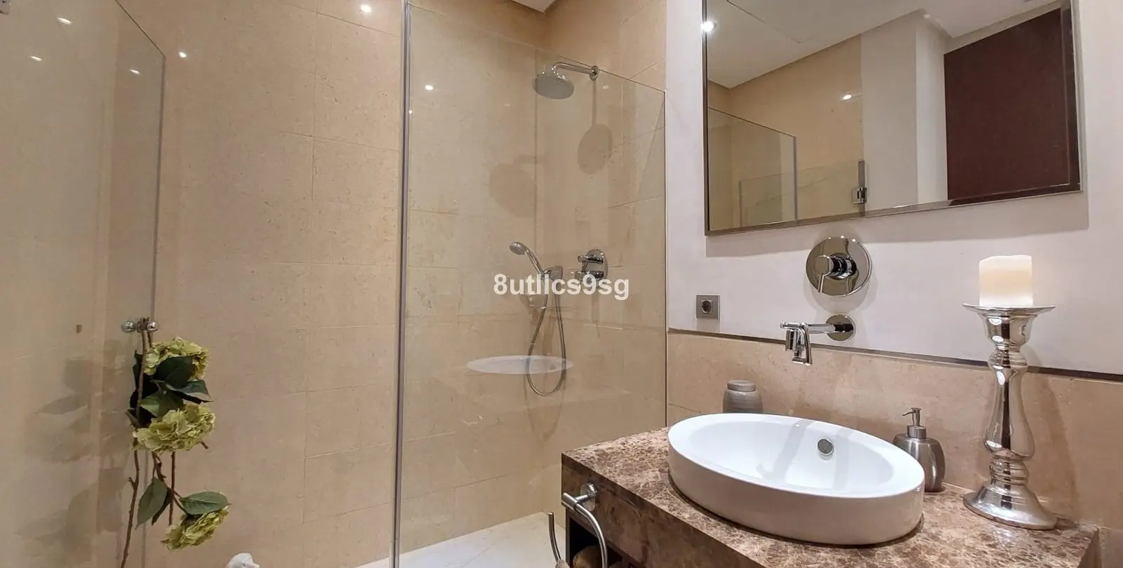 Sale of ground floor apartment in Benahavís 28