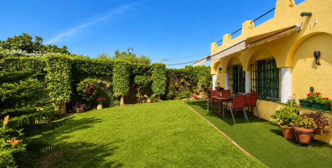 Venta de villa independiente en Marbella 2
