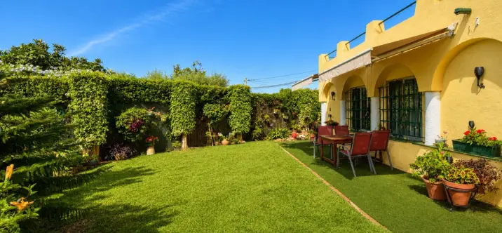 Venta de villa independiente en Marbella 1