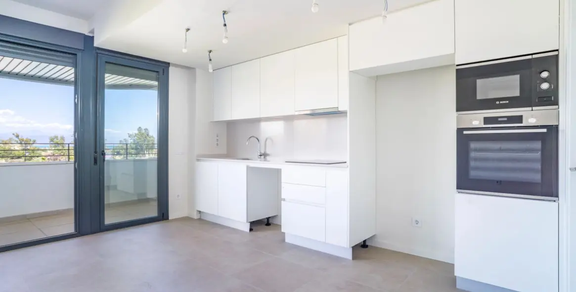 Venta de apartamento en planta media en Torremolinos 4