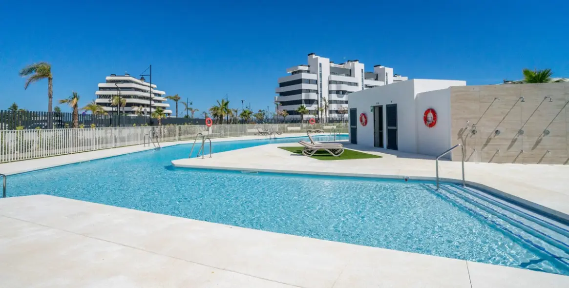 Venta de apartamento en planta media en Torremolinos 13