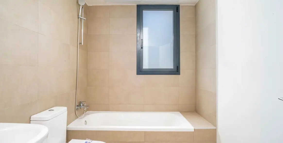 Venta de apartamento en planta media en Torremolinos 18