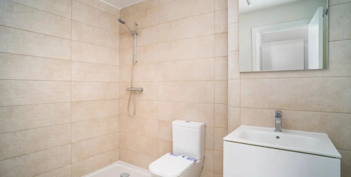 Venta de apartamento en planta media en Torremolinos 22