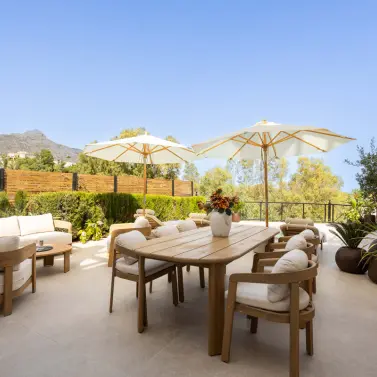 Venta de apartamento en planta media en Nueva Andalucía