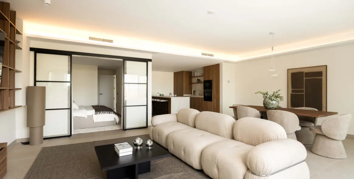 Venta de apartamento en planta media en Nueva Andalucía 8