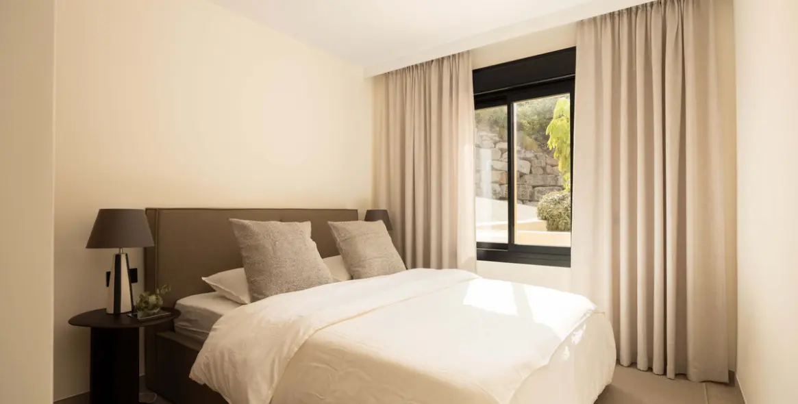 Venta de apartamento en planta media en Nueva Andalucía 16