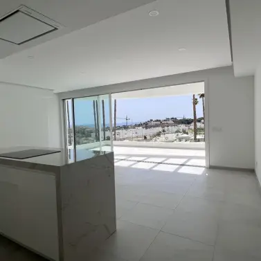 Venta de apartamento en planta media en La Cala de Mijas