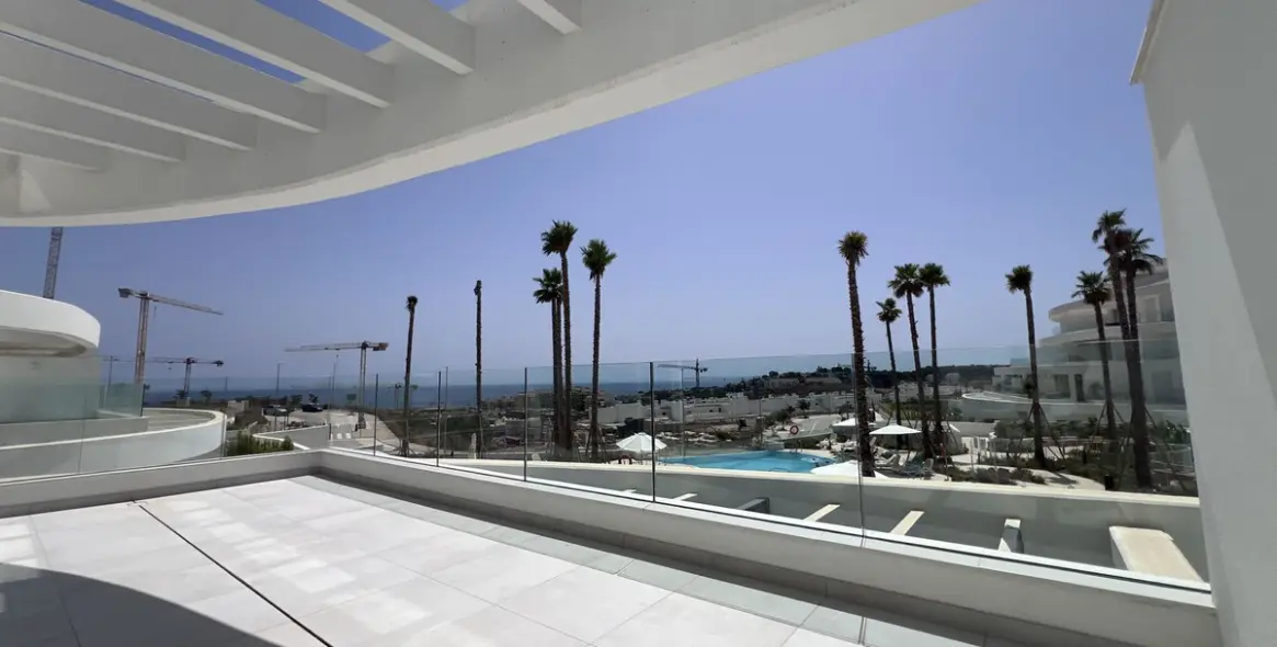 Venta de apartamento en planta media en La Cala de Mijas 9