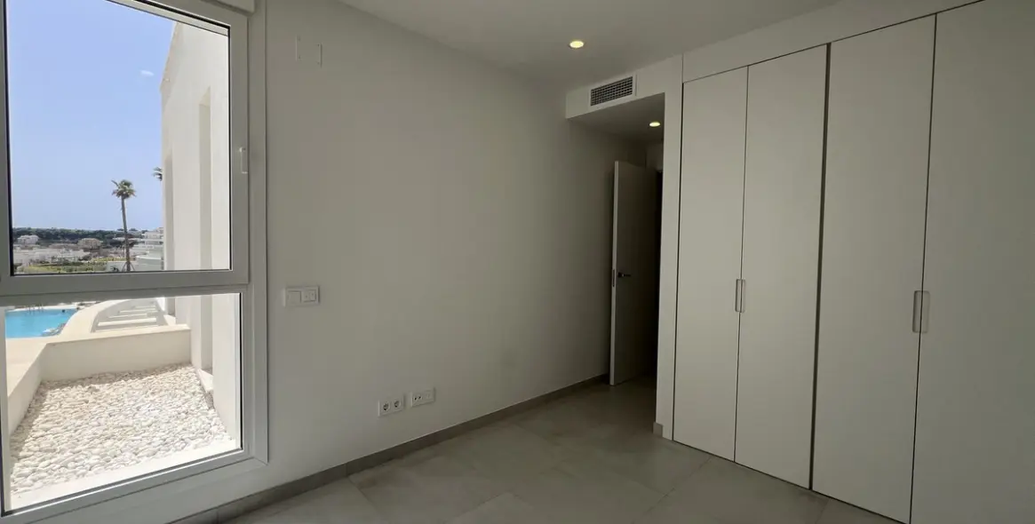 Venta de apartamento en planta media en La Cala de Mijas 17