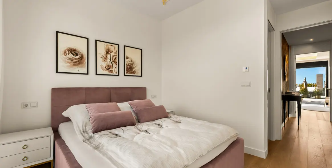 Venta de casa pareada en Río Real 25