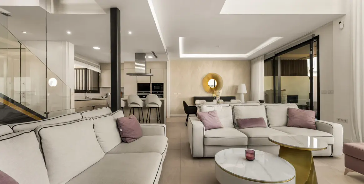 Venta de casa pareada en Río Real 63