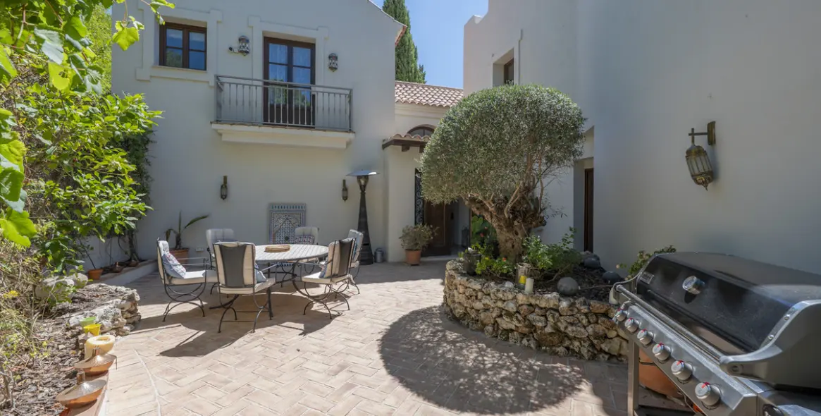 Venta de villa independiente en Estepona 4