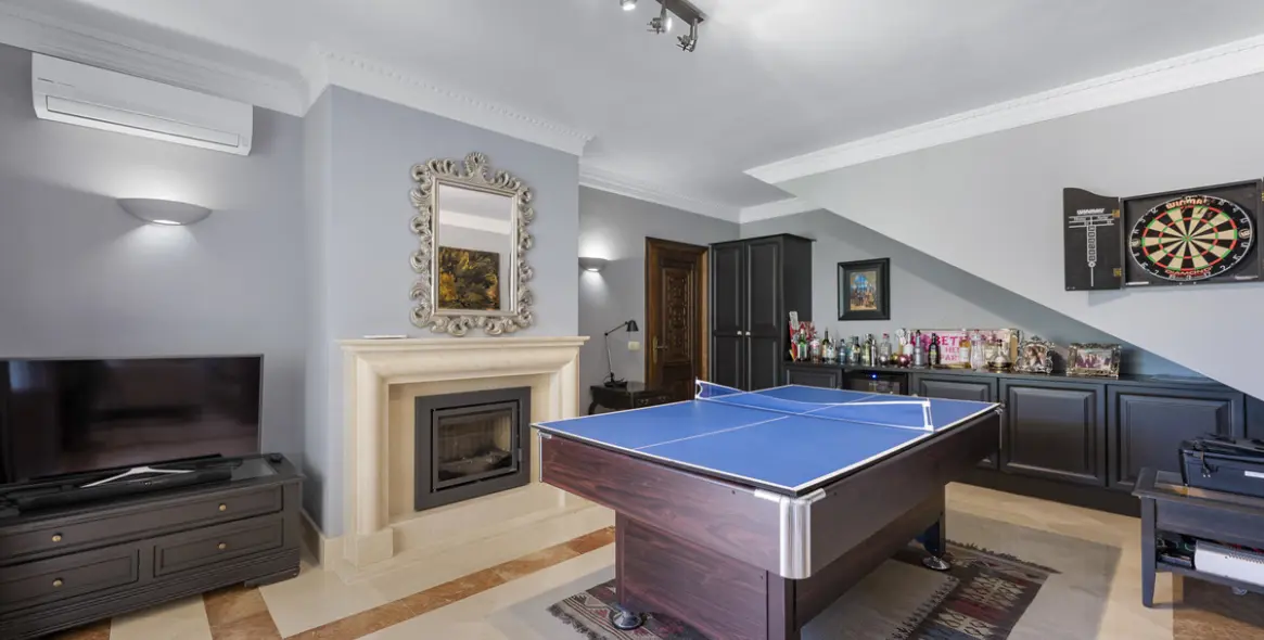 Venta de villa independiente en Estepona 14