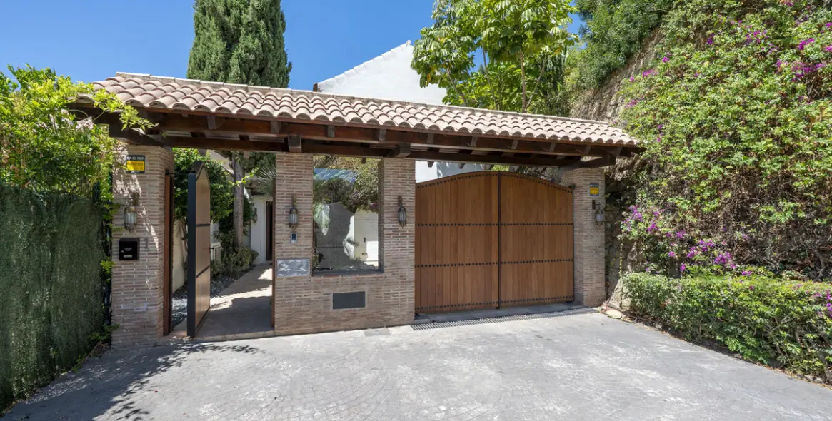 Venta de villa independiente en Estepona 68