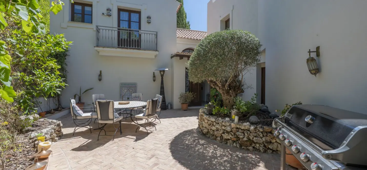 Venta de villa independiente en Estepona 3