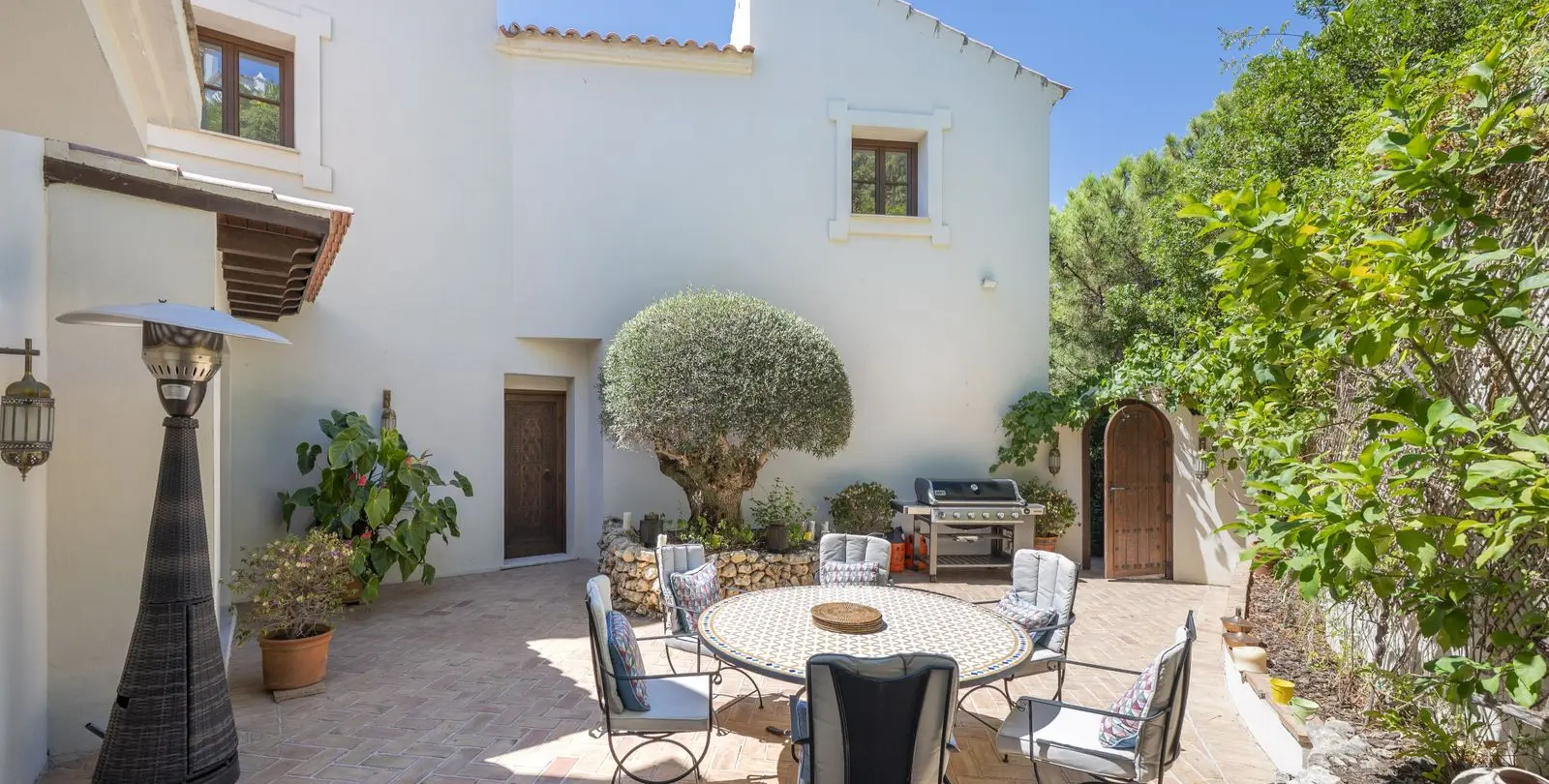 Venta de villa independiente en Estepona 47