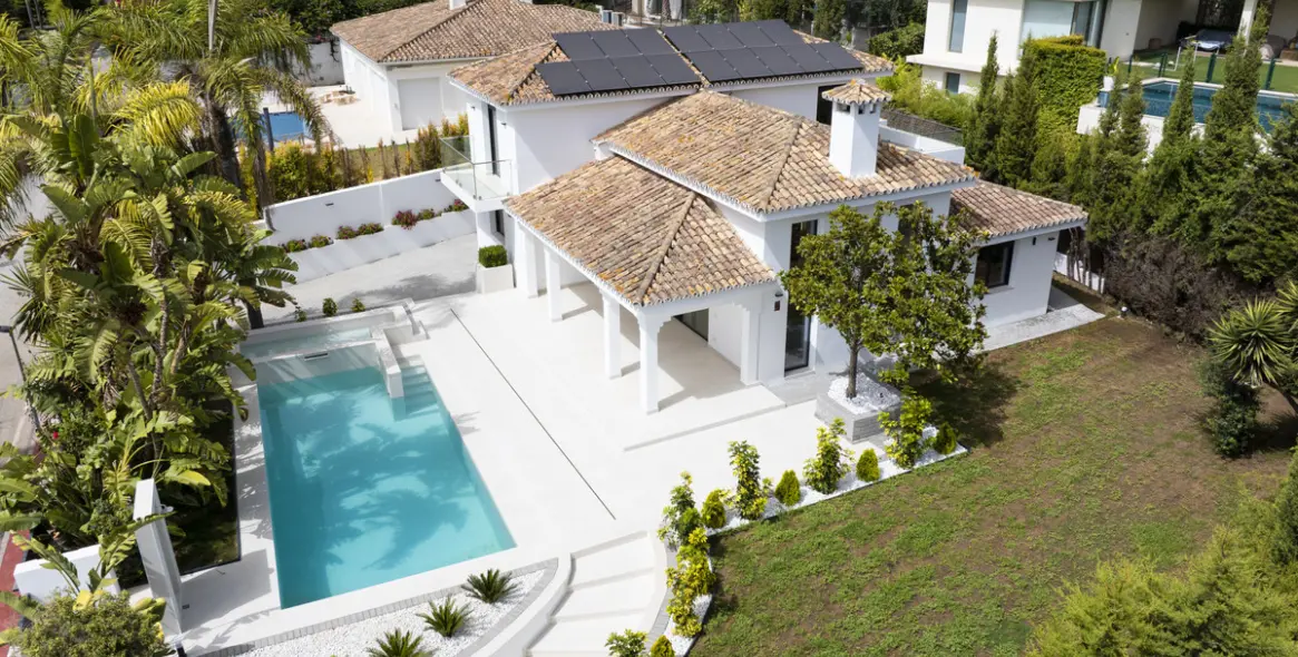 Venta de villa independiente en Guadalmina Alta 1