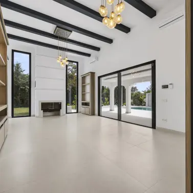 Venta de villa independiente en Guadalmina Alta