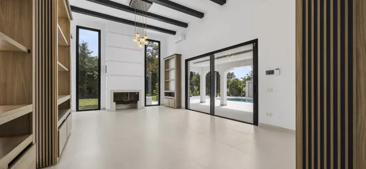 Venta de villa independiente en Guadalmina Alta 1
