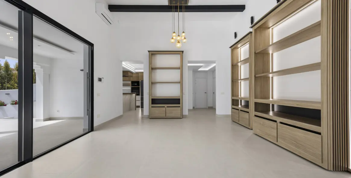 Venta de villa independiente en Guadalmina Alta 5