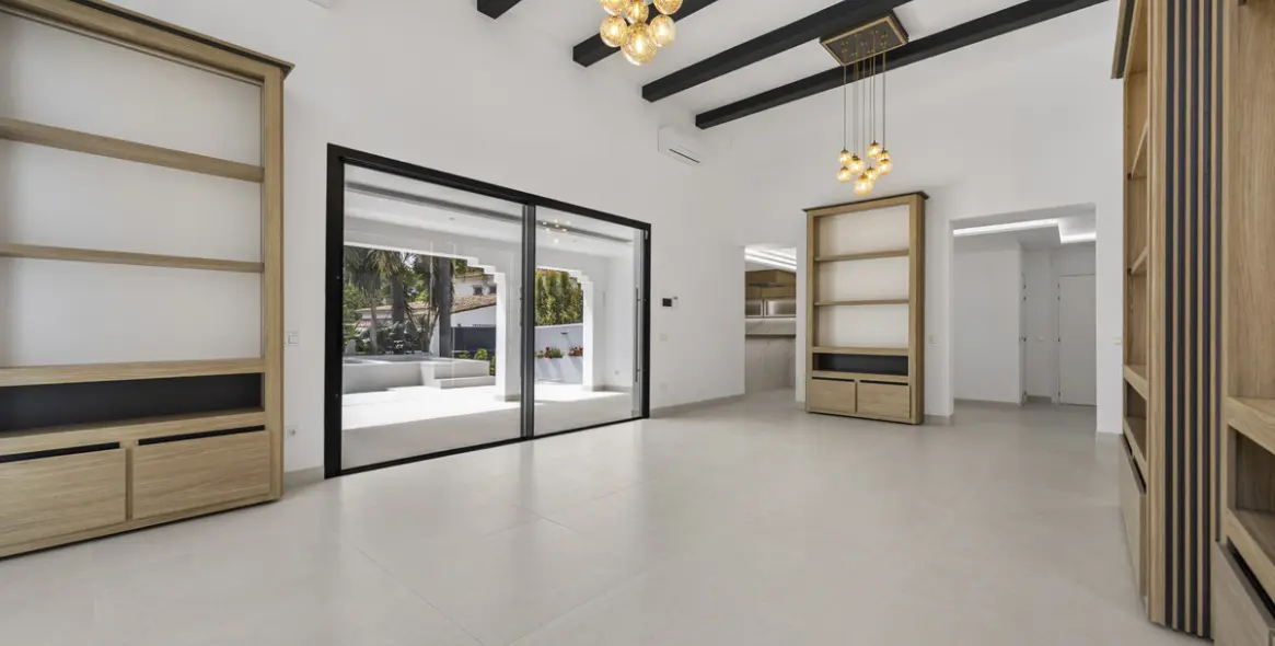 Venta de villa independiente en Guadalmina Alta 6