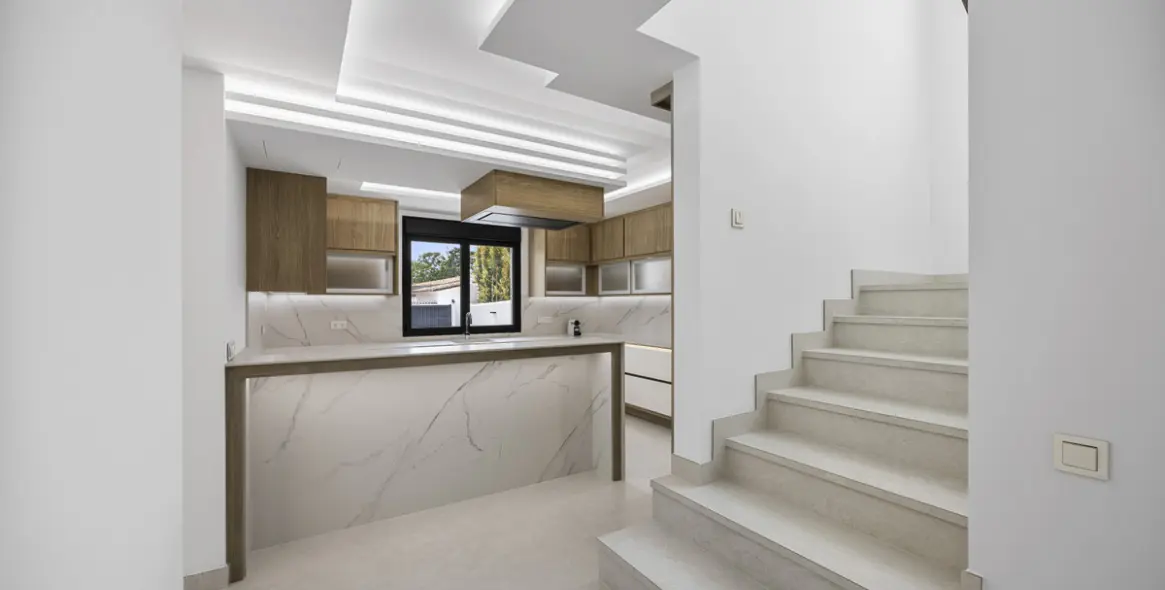 Venta de villa independiente en Guadalmina Alta 10