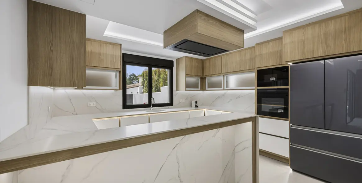 Venta de villa independiente en Guadalmina Alta 12