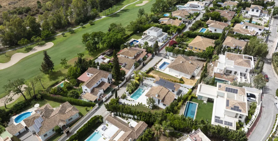 Venta de villa independiente en Guadalmina Alta 30