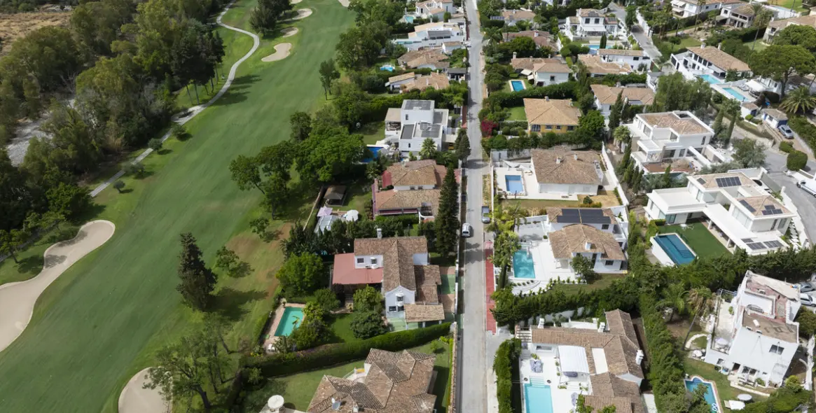 Venta de villa independiente en Guadalmina Alta 32