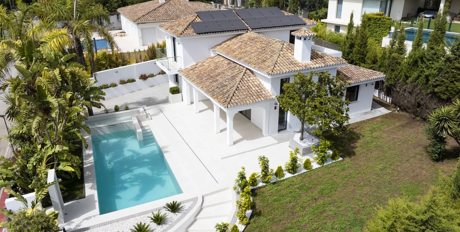 Venta de villa independiente en Guadalmina Alta 1