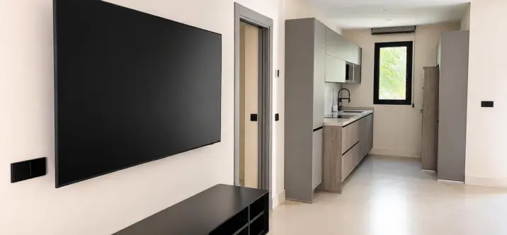 Short-term rent of middle floor apartment in Puerto Banús 3