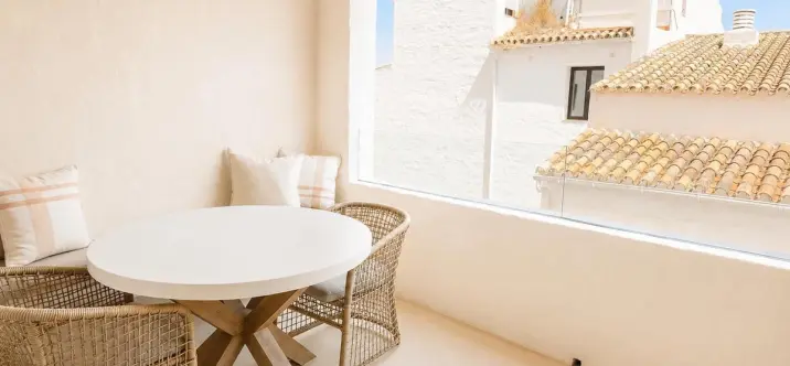 Short-term rent of middle floor apartment in Puerto Banús 4