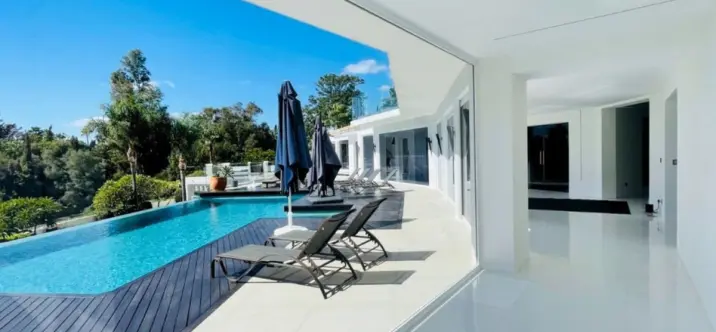 Long-term rent of detached villa in Las Chapas 2