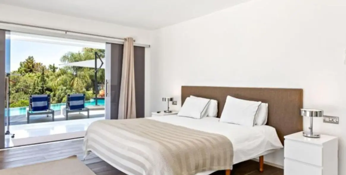 Long-term rent of detached villa in Las Chapas 6