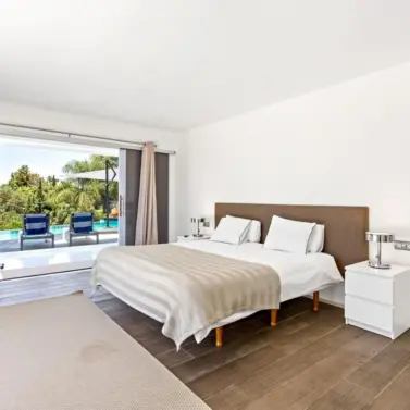 Long-term rent of detached villa in Las Chapas