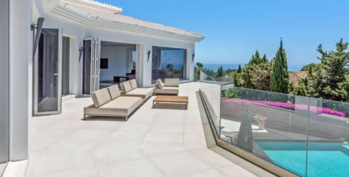 Long-term rent of detached villa in Las Chapas 9