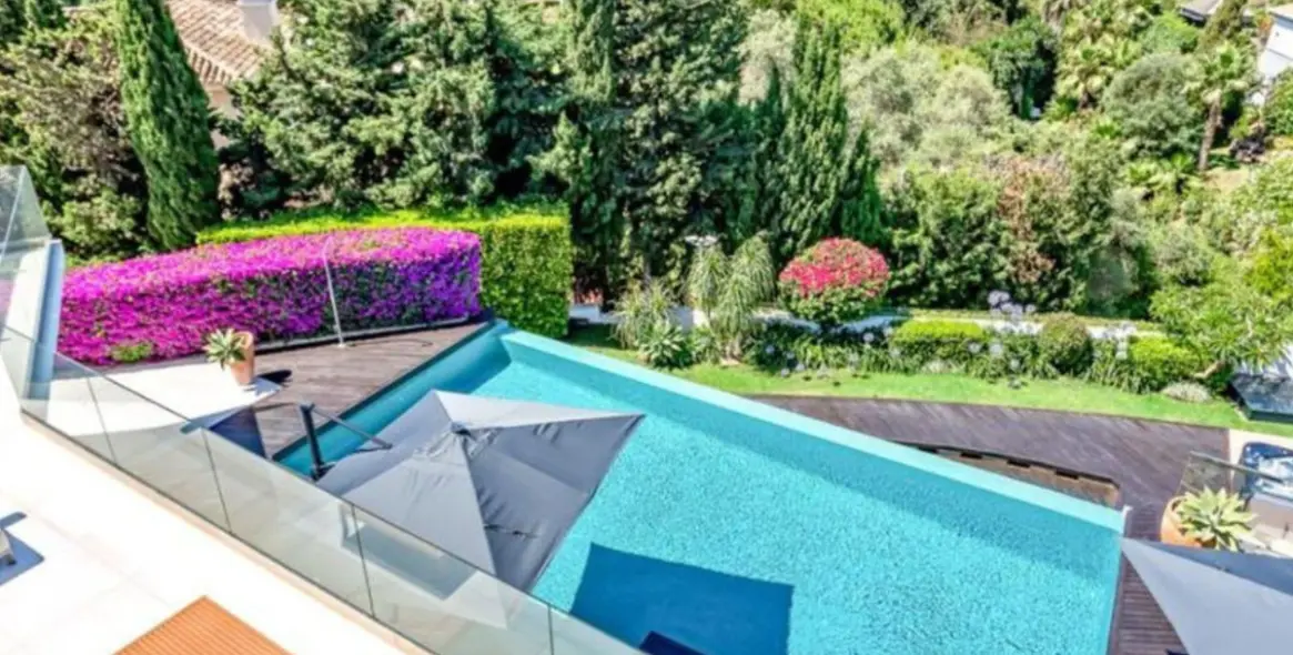 Long-term rent of detached villa in Las Chapas 13