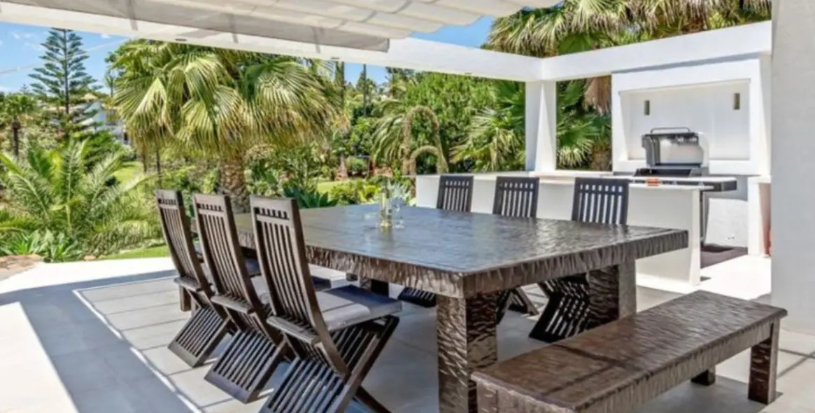 Long-term rent of detached villa in Las Chapas 18