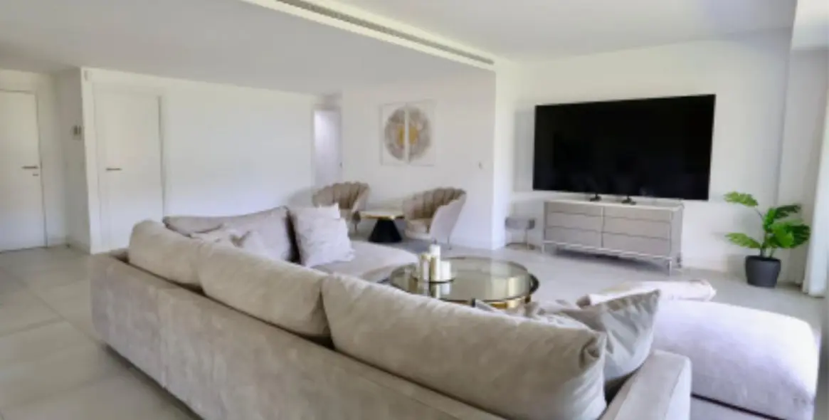 Long-term rent of ground floor apartment in Estepona 3